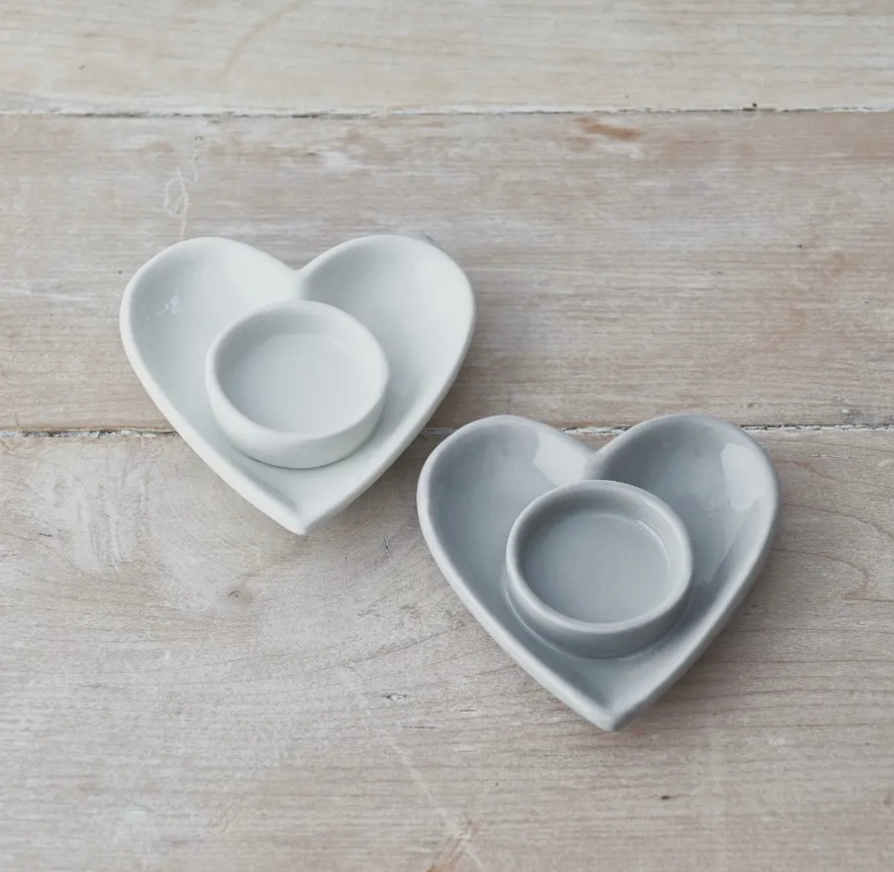 White heart T-Light Holder